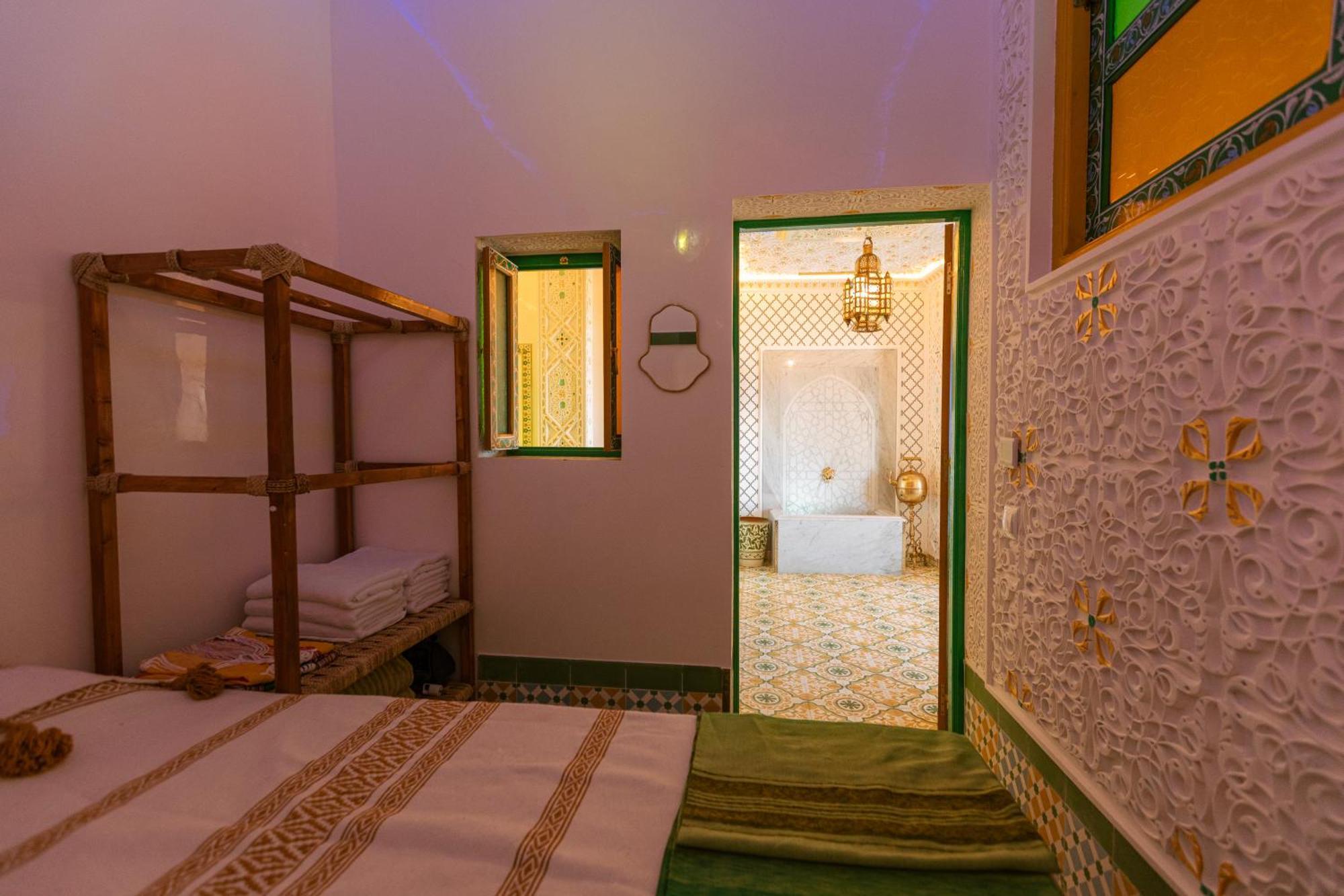 Colorful Traditional Riad W/Views Of Spain Танжер Екстер'єр фото