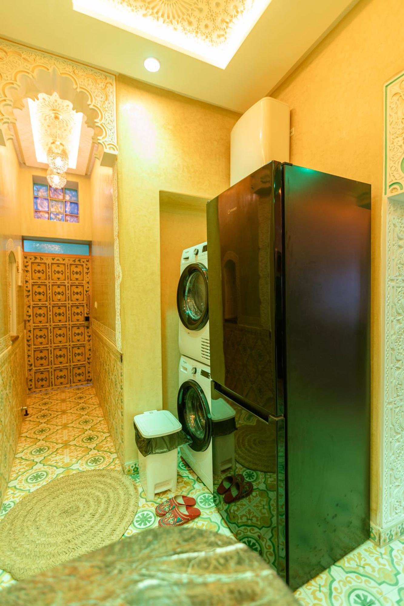 Colorful Traditional Riad W/Views Of Spain Танжер Екстер'єр фото