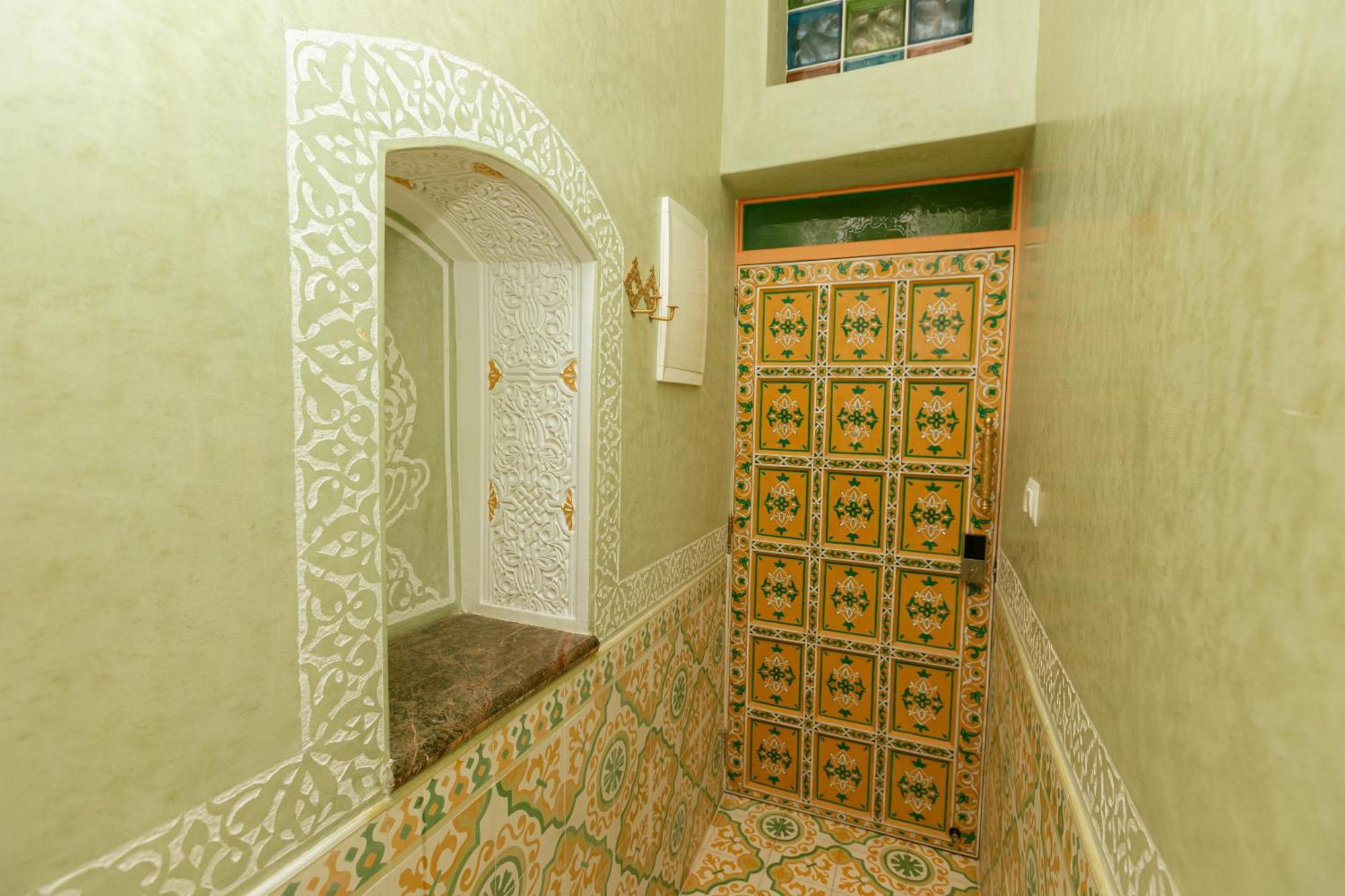 Colorful Traditional Riad W/Views Of Spain Танжер Екстер'єр фото